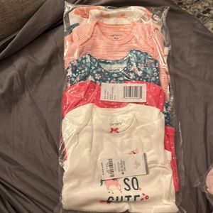 CARTERS 9MO SHORT SLEEVE ONESIES - 5 PACK
